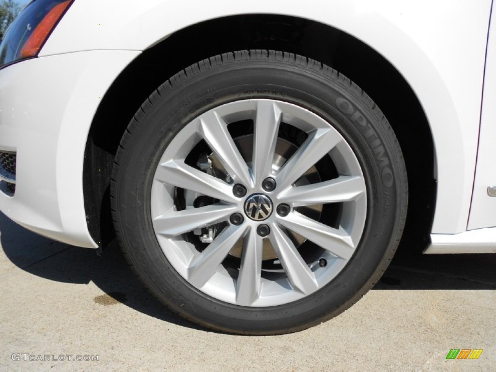 2012 Volkswagen Passat 2.5L SEL Wheel Photo #54863206
