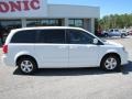 Stone White - Grand Caravan Mainstreet Photo No. 8