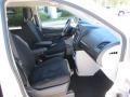 Stone White - Grand Caravan Mainstreet Photo No. 17
