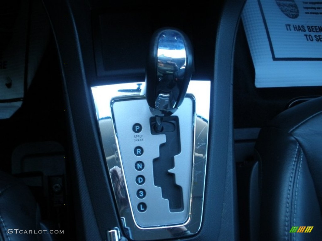 2010 Dodge Avenger R/T Transmission Photos