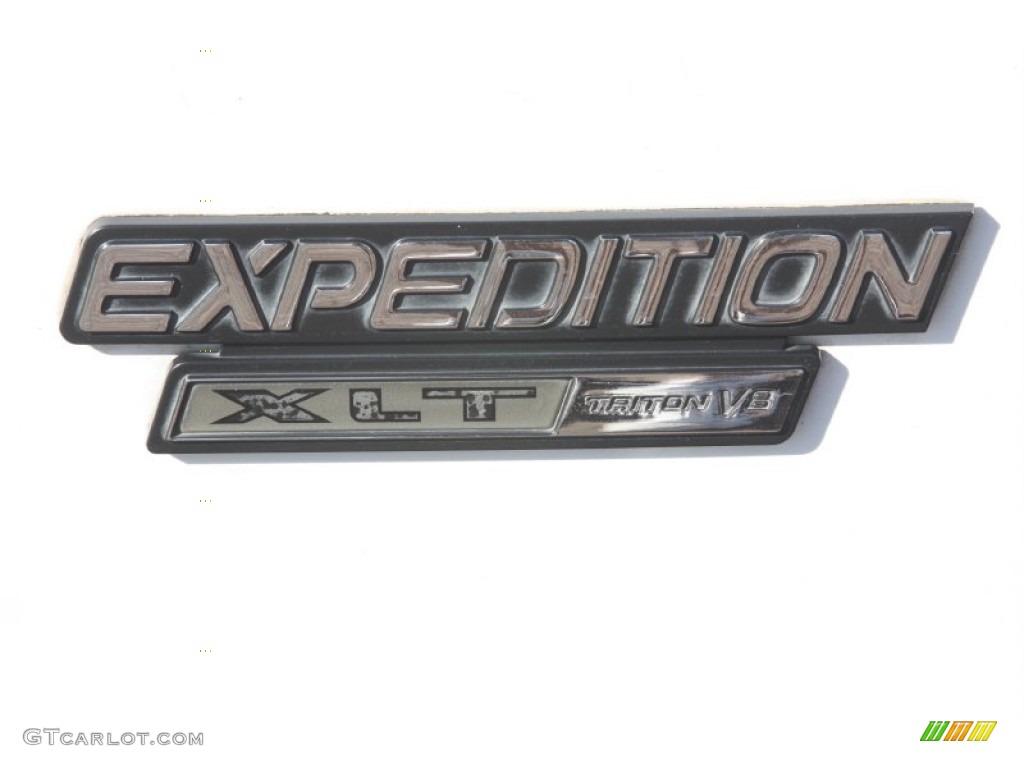 2002 Ford Expedition XLT Marks and Logos Photo #54869768