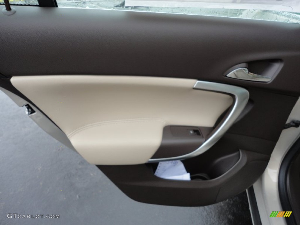 2012 Buick Regal Standard Regal Model Cashmere Door Panel Photo #54870778