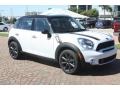 Light White - Cooper S Countryman Photo No. 4