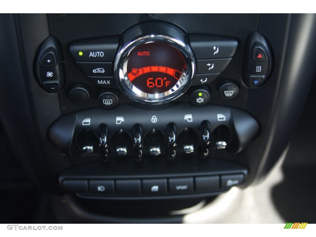 2012 Mini Cooper S Countryman Controls Photo #54872885