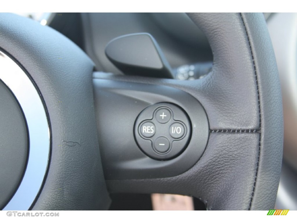 2012 Mini Cooper S Countryman Controls Photo #54872938