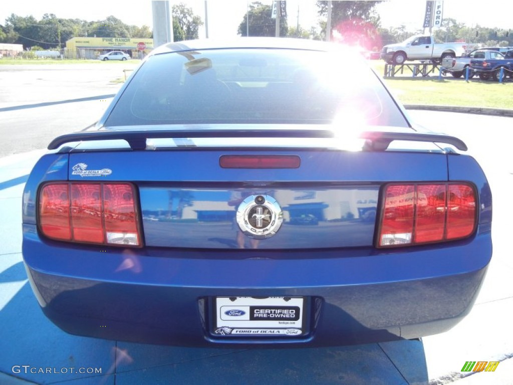 2007 Mustang V6 Premium Coupe - Vista Blue Metallic / Dark Charcoal photo #4