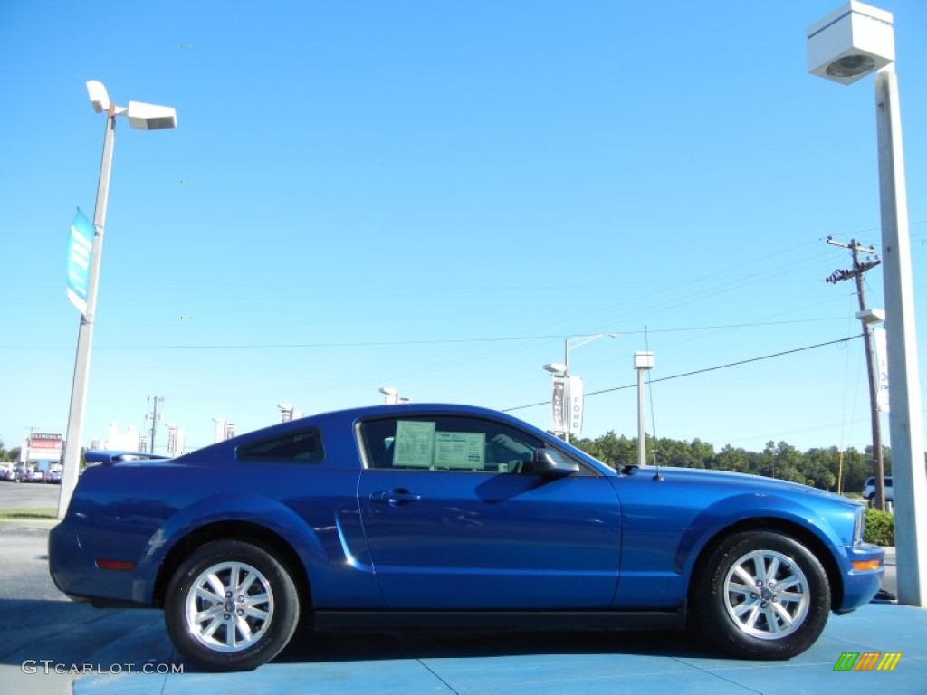 2007 Mustang V6 Premium Coupe - Vista Blue Metallic / Dark Charcoal photo #6