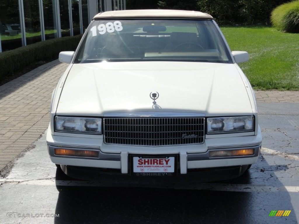 1988 SeVille  - White / Saddle photo #2