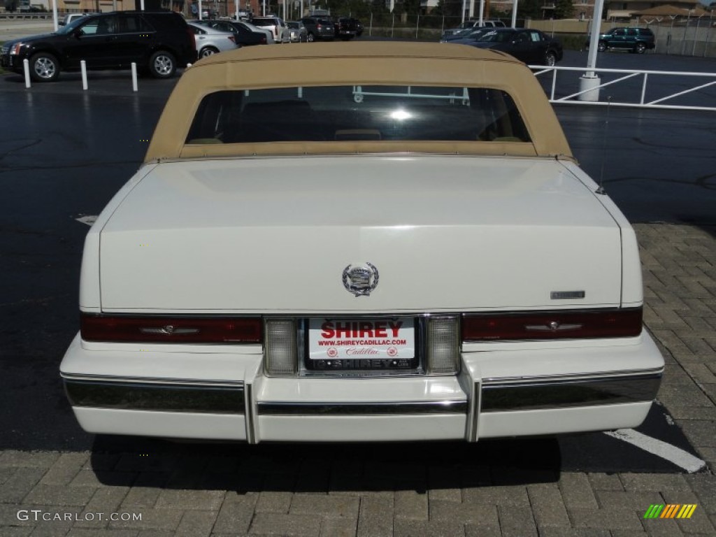 1988 SeVille  - White / Saddle photo #5