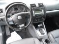 Black - Jetta SE Sedan Photo No. 9