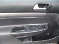Black - Jetta SE Sedan Photo No. 10
