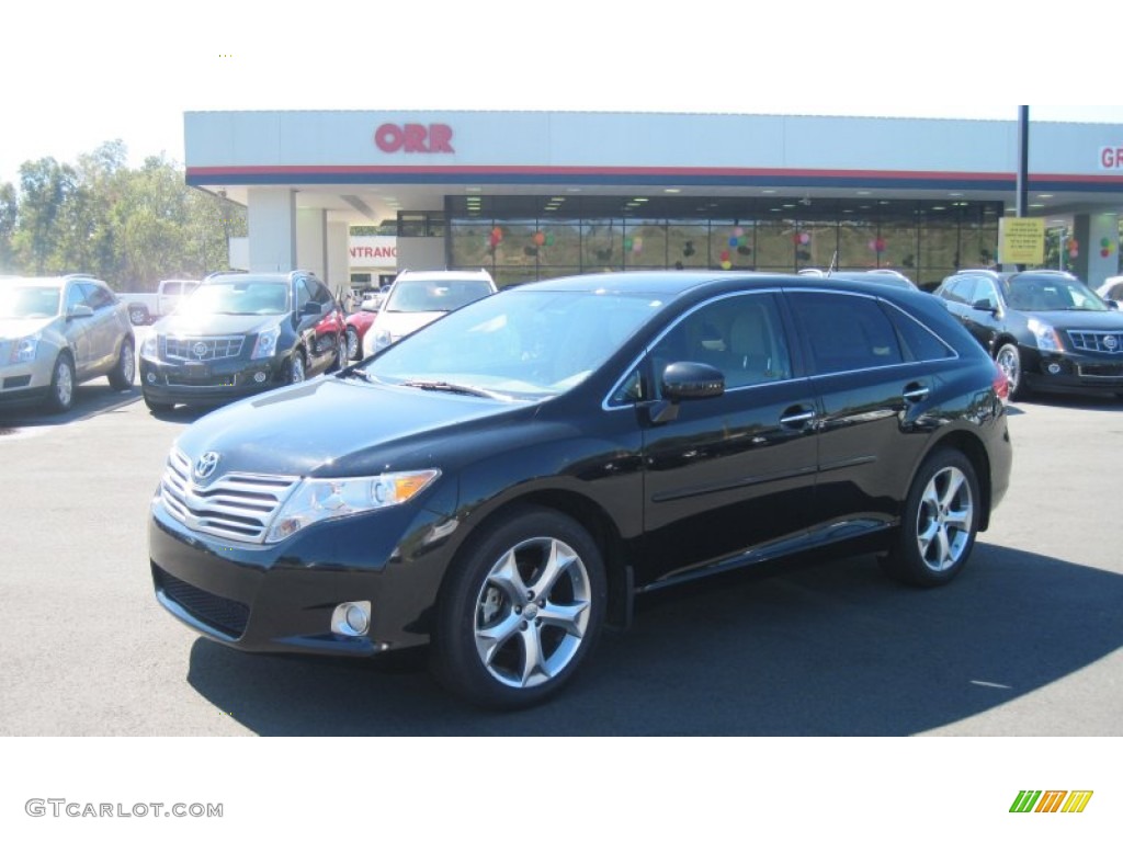 2009 Venza V6 - Black / Ivory photo #1