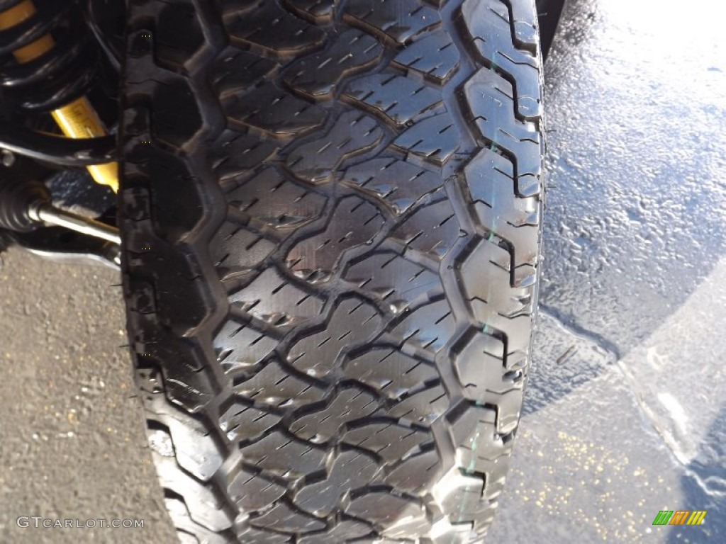 2012 Tacoma V6 TRD Double Cab 4x4 - Super White / Graphite photo #17