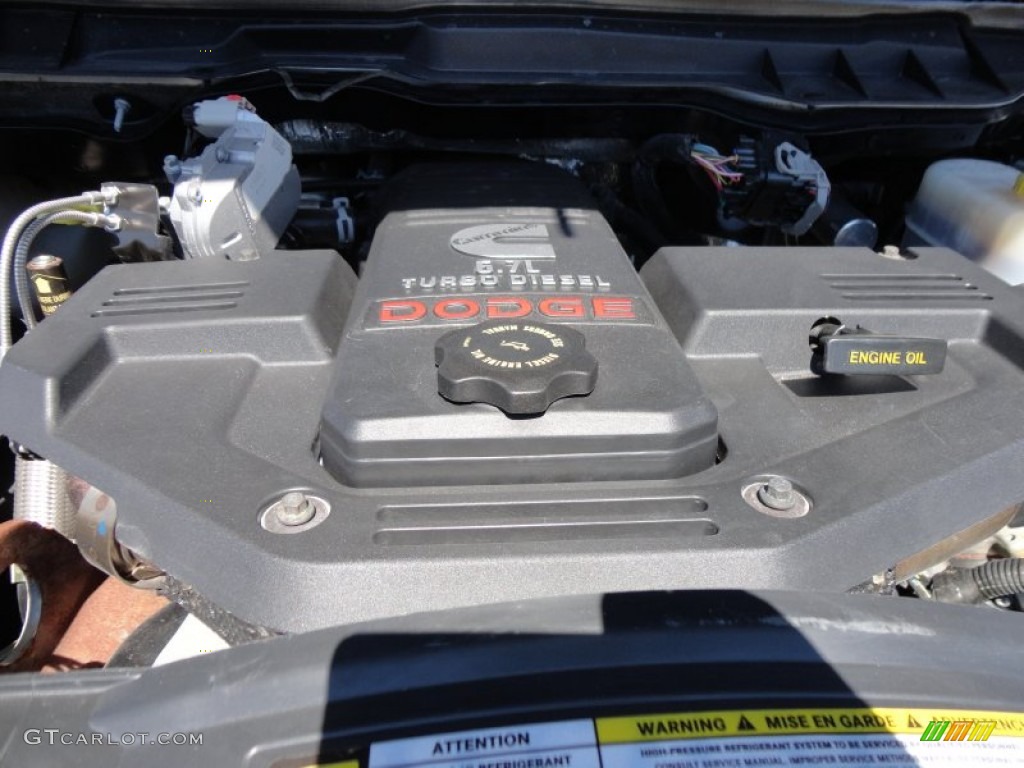 2010 Dodge Ram 2500 ST Regular Cab Engine Photos
