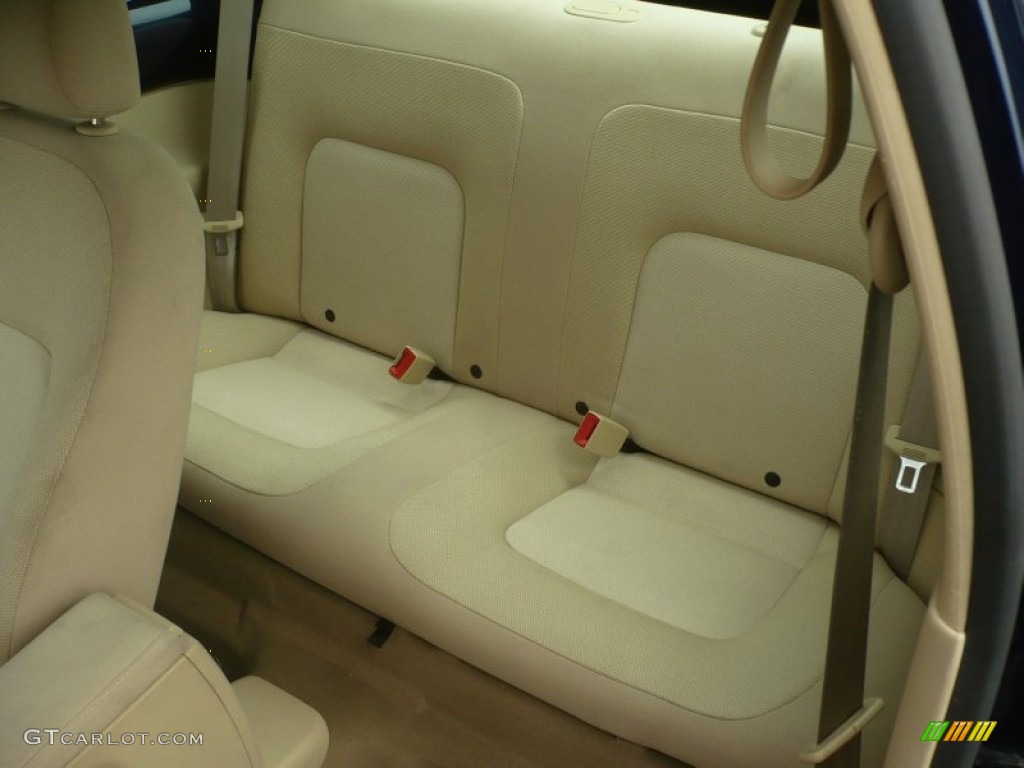 Cream Beige Interior 2004 Volkswagen New Beetle GLS 1.8T Coupe Photo #54892606