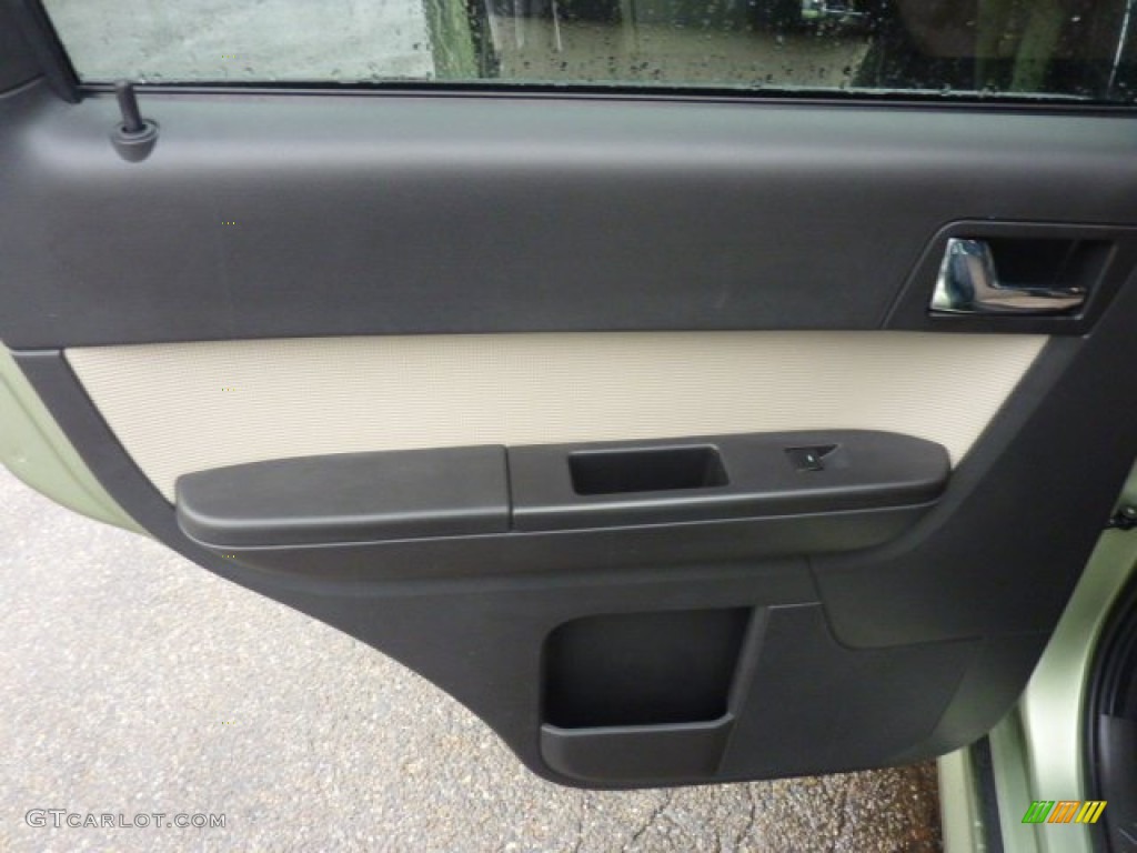2010 Mercury Mariner I4 Premier 4WD Black/Stone Alcantara Door Panel Photo #54893155