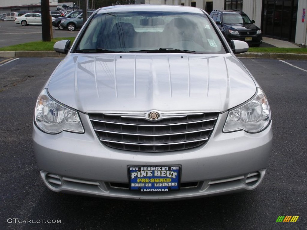 2007 Sebring Touring Sedan - Bright Silver Metallic / Dark Slate Gray/Light Slate Gray photo #2