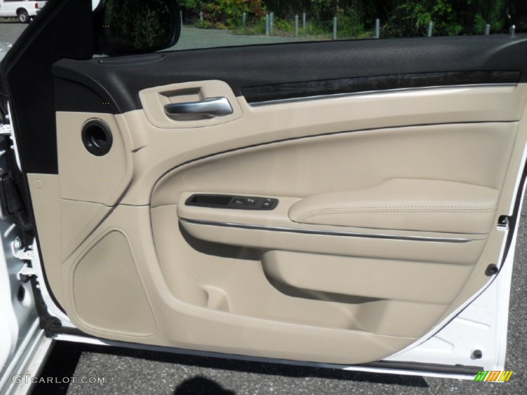 2012 Chrysler 300 Standard 300 Model Black/Light Frost Beige Door Panel Photo #54895333