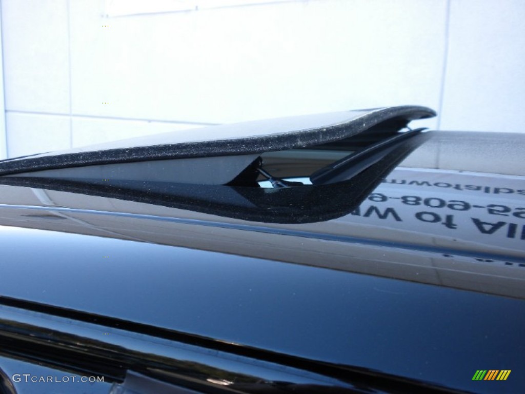 2010 3 Series 335i Sedan - Jet Black / Black photo #23
