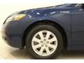 2009 Toyota Camry Hybrid Wheel and Tire Photo