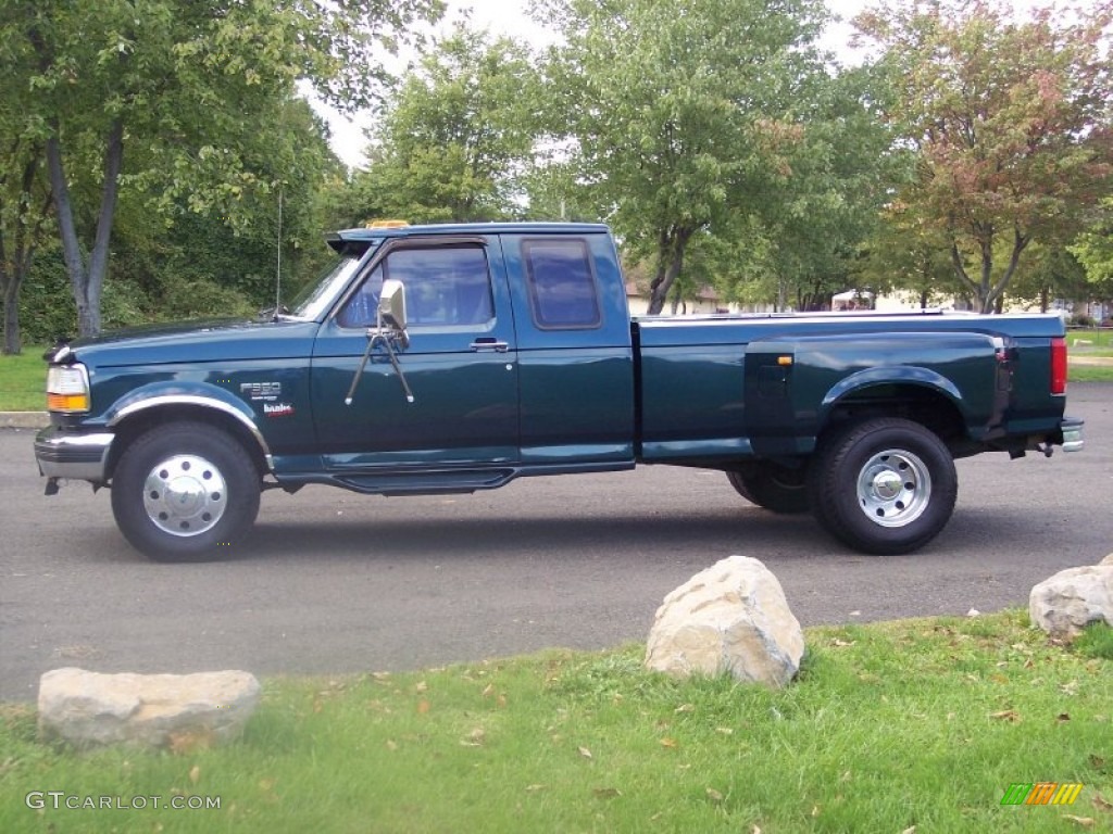 Pacific Green Metallic 1997 Ford F350 XLT Extended Cab Dually Exterior Photo #54901043
