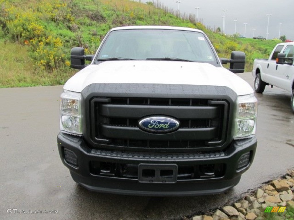 2012 F350 Super Duty XL SuperCab 4x4 - Oxford White / Steel photo #6