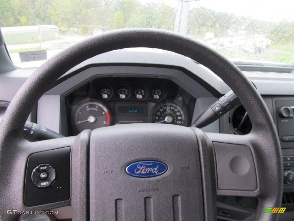 2012 F350 Super Duty XL SuperCab 4x4 - Oxford White / Steel photo #16