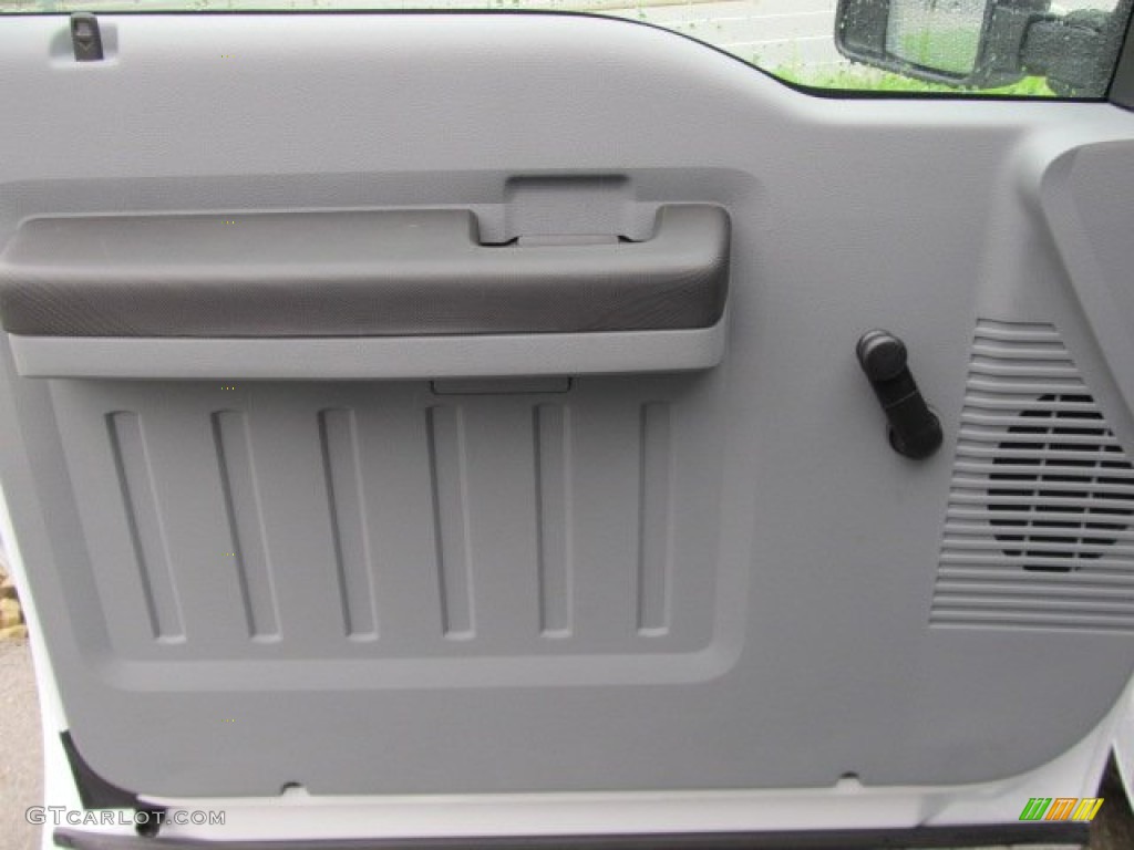 2012 F350 Super Duty XL SuperCab 4x4 - Oxford White / Steel photo #20
