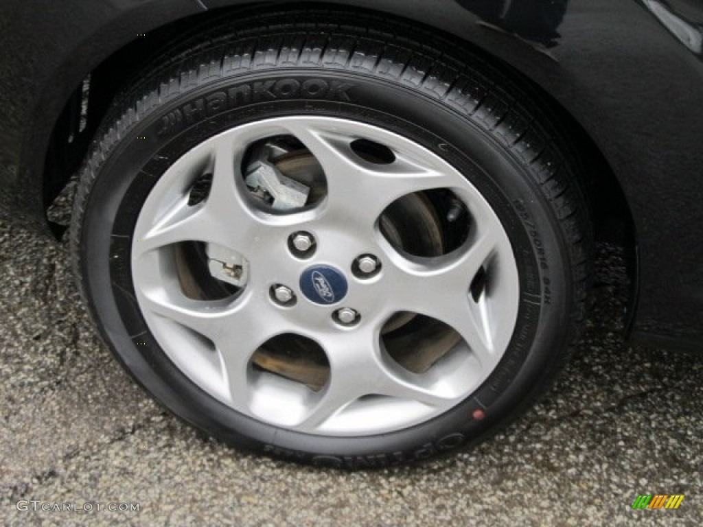 2011 Ford Fiesta SEL Sedan Wheel Photo #54905381