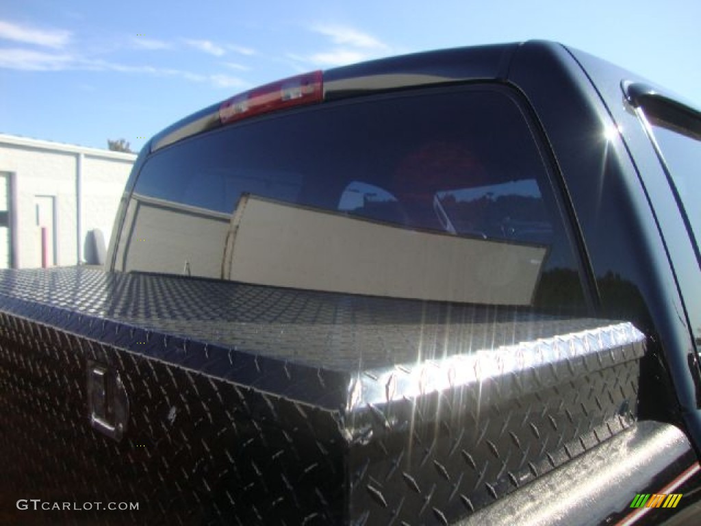 2007 Ram 1500 SLT Quad Cab 4x4 - Brilliant Black Crystal Pearl / Medium Slate Gray photo #39