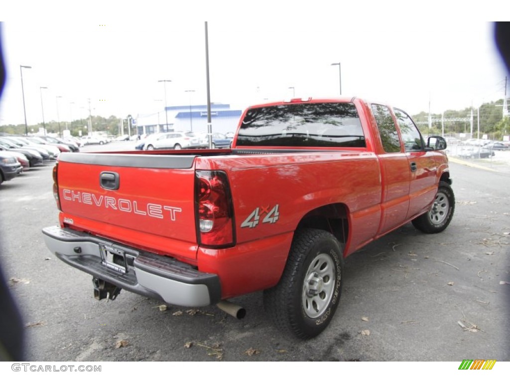 2006 Silverado 1500 LS Extended Cab 4x4 - Victory Red / Dark Charcoal photo #7