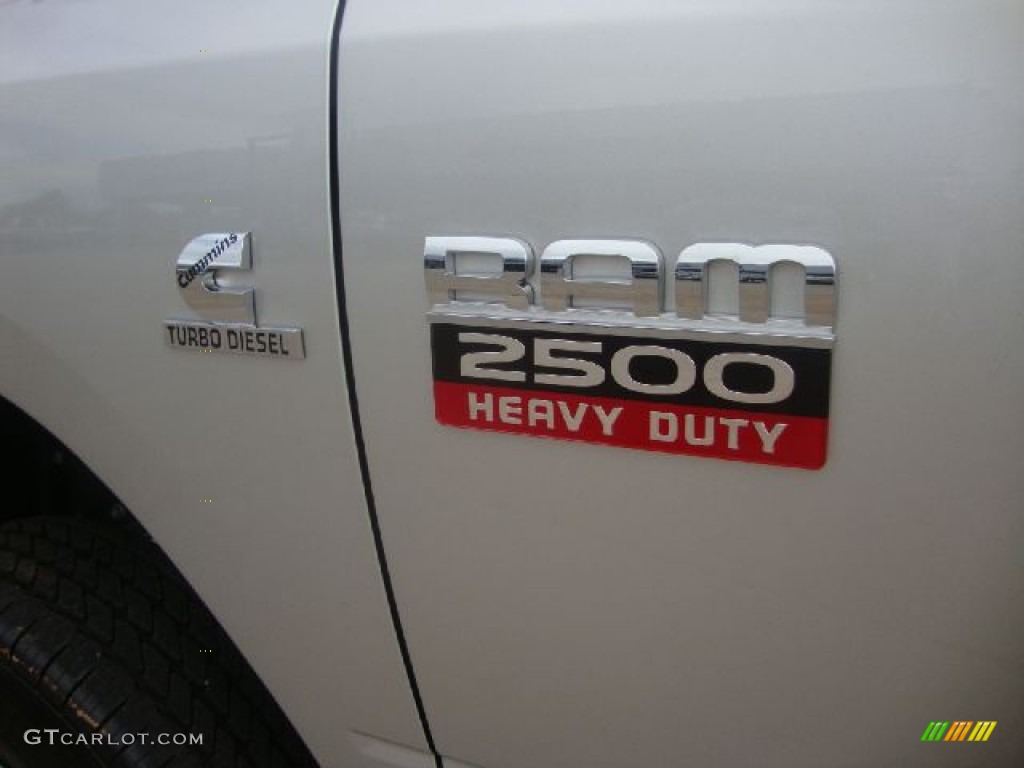2012 Dodge Ram 2500 HD ST Crew Cab 4x4 Marks and Logos Photos