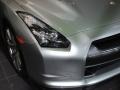 Super Silver Metallic - GT-R Premium Photo No. 3
