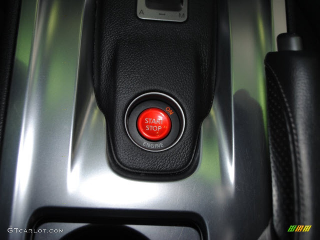 2009 Nissan GT-R Premium Controls Photo #54910625