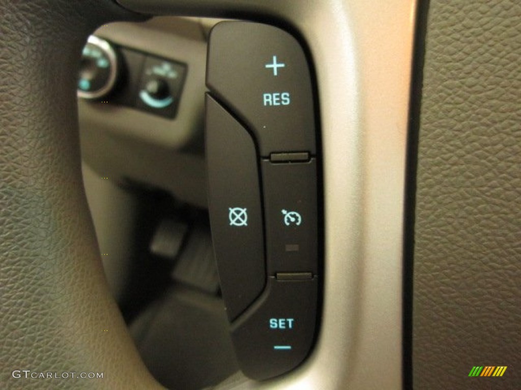 2012 Chevrolet Traverse LS Controls Photo #54914416
