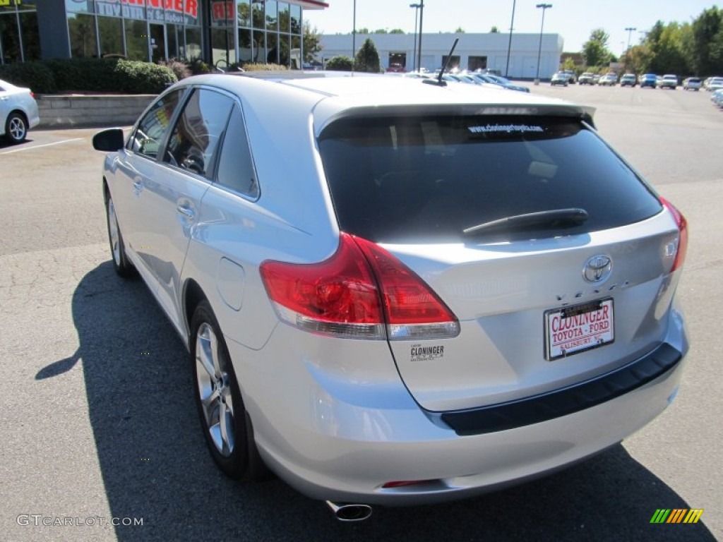 2011 Venza V6 - Classic Silver Metallic / Light Gray photo #3