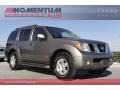 2006 Granite Metallic Nissan Pathfinder SE  photo #1