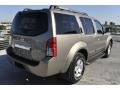 2006 Granite Metallic Nissan Pathfinder SE  photo #7