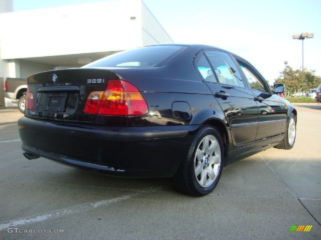 2002 3 Series 325i Sedan - Jet Black / Sand photo #5