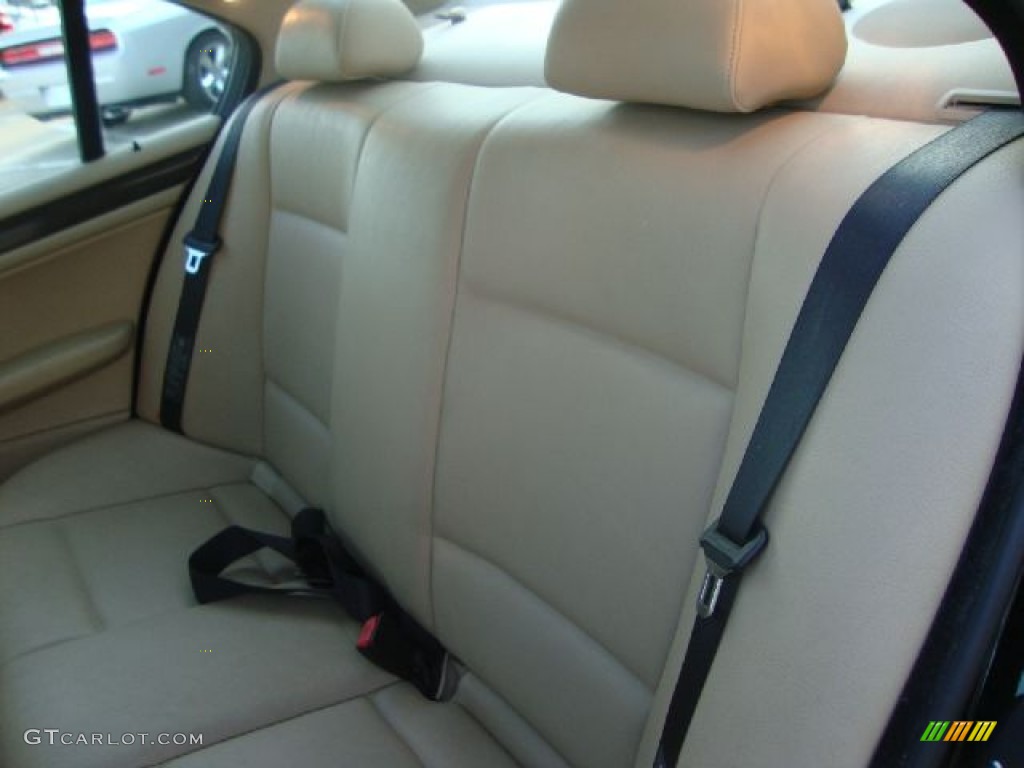 2002 3 Series 325i Sedan - Jet Black / Sand photo #11