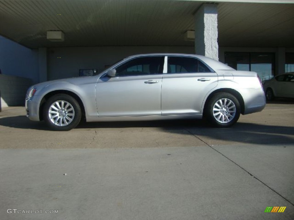 2012 300  - Bright Silver Metallic / Black photo #2