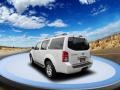 Avalanche White - Pathfinder SE 4x4 Photo No. 3