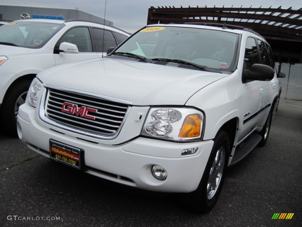 2006 Envoy SLT 4x4 - Summit White / Light Gray photo #1