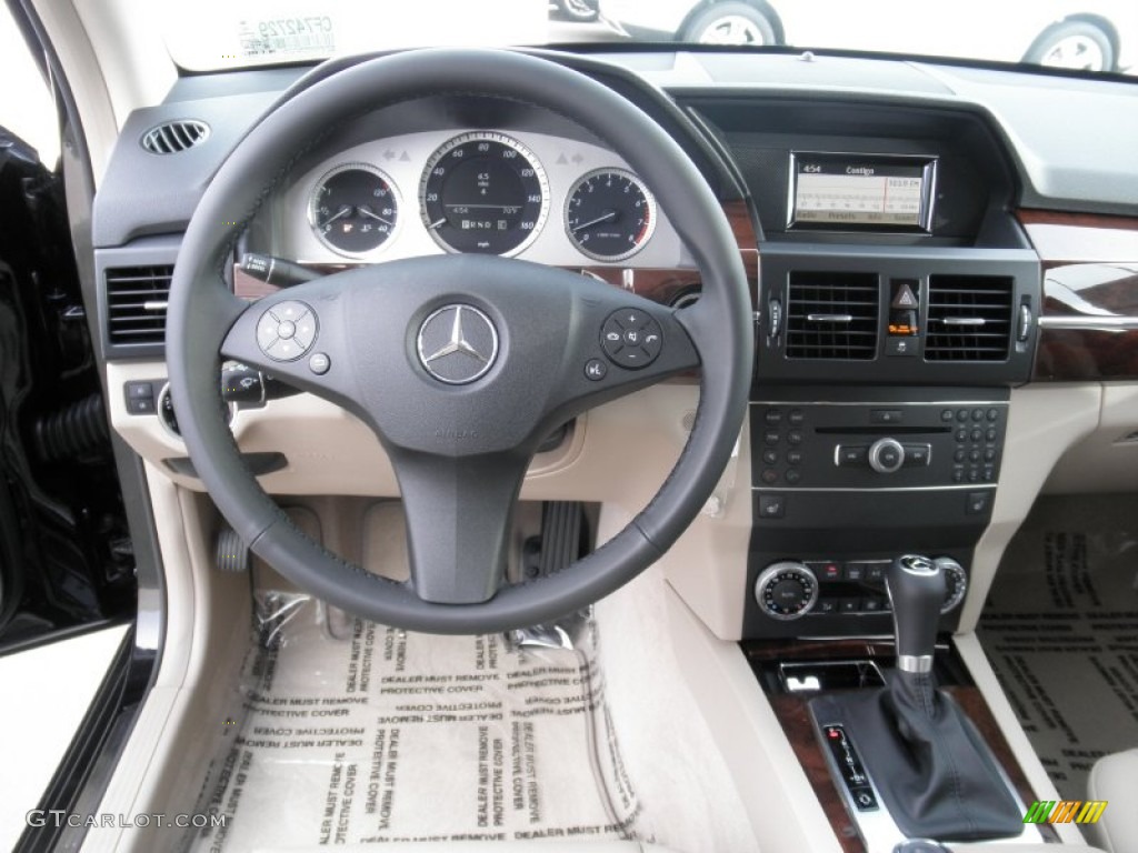 2012 Mercedes-Benz GLK 350 4Matic dashboard Photo #54923974