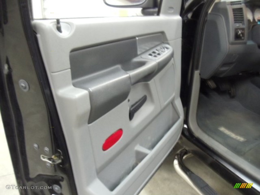 2007 Ram 1500 ST Quad Cab 4x4 - Black / Medium Slate Gray photo #9