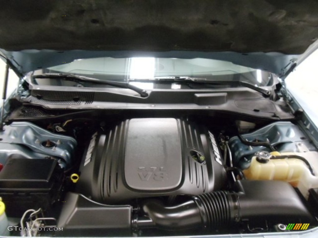 2009 Chrysler 300 C HEMI 5.7L HEMI OHV 16V MDS VVT V8 Engine Photo #54930910