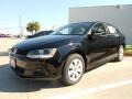 Black - Jetta SE Sedan Photo No. 3