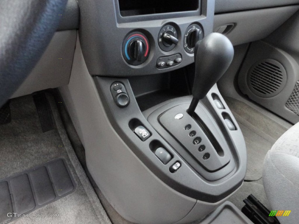 2002 Saturn VUE V6 AWD Transmission Photos