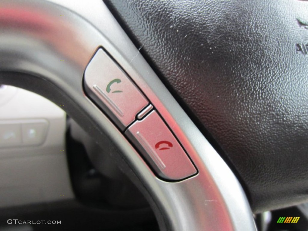 2011 Hyundai Tucson GLS AWD Controls Photo #54933691