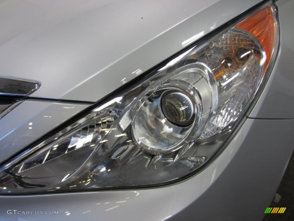 2011 Sonata SE - Radiant Silver / Gray photo #4